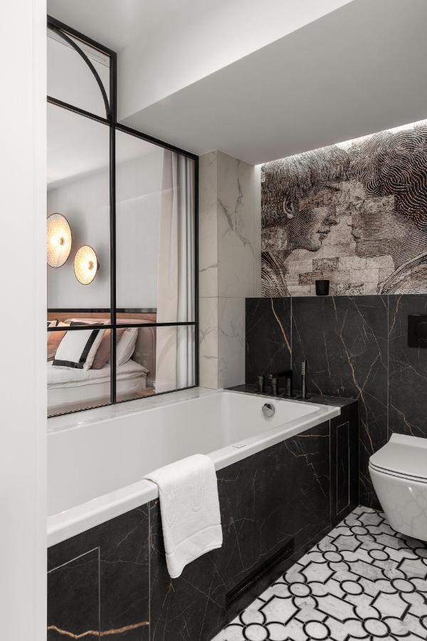 Rose With Bath By Oneapartments Sopot